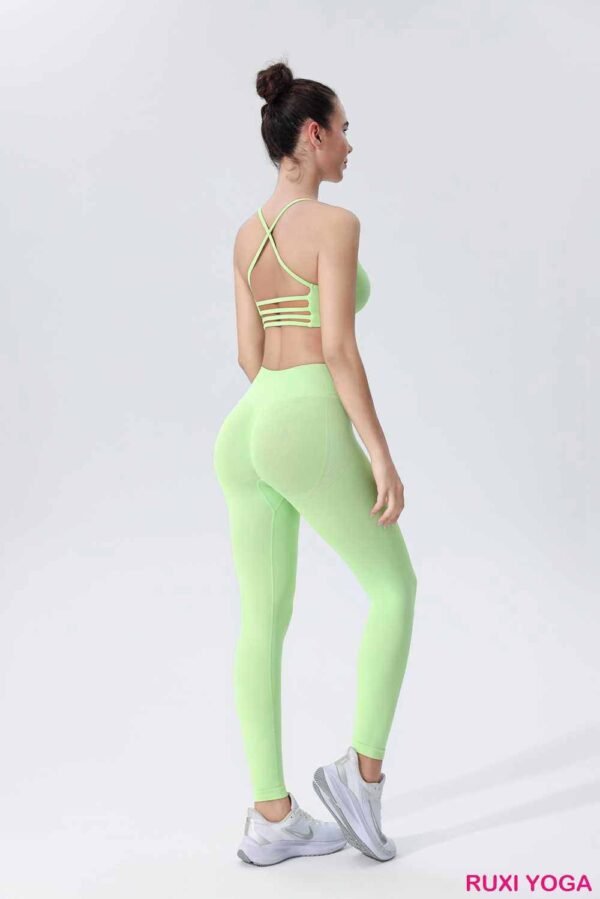 Striped Comfort Fit Sports Bra RUXI uk1680