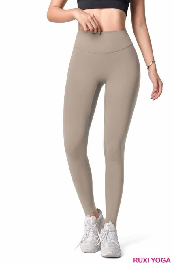 Yoga Pants for Curvy Women Comfortable and Stylish uk1093